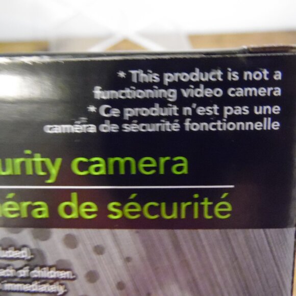 ECircuit Fake Security Surveillance Camera Dome Flashes LED Light - Picture 8 of 10